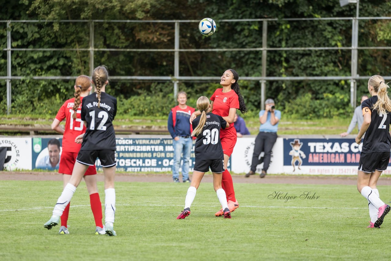 Bild 253 - wCJ VfL Pinneberg - Eimsbuetteler TV : Ergebnis: 0:5